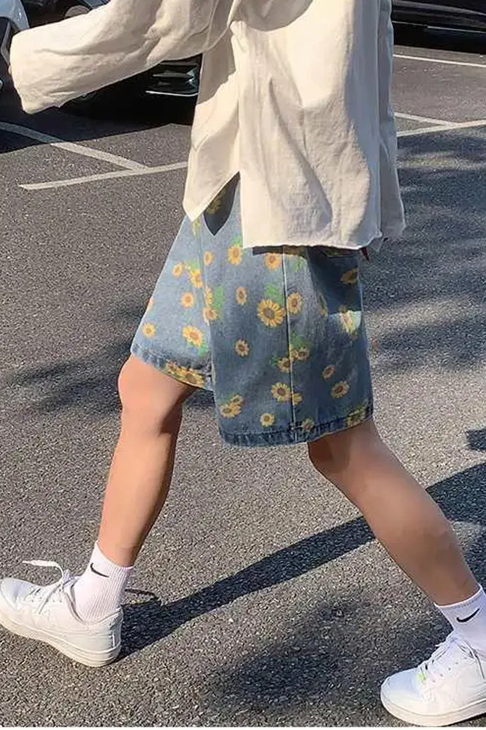 Chicmy-Graduation gift, Coachella Valley Music Festival Look,Casual Sun Flower Pattern Denim Men Shorts Pants