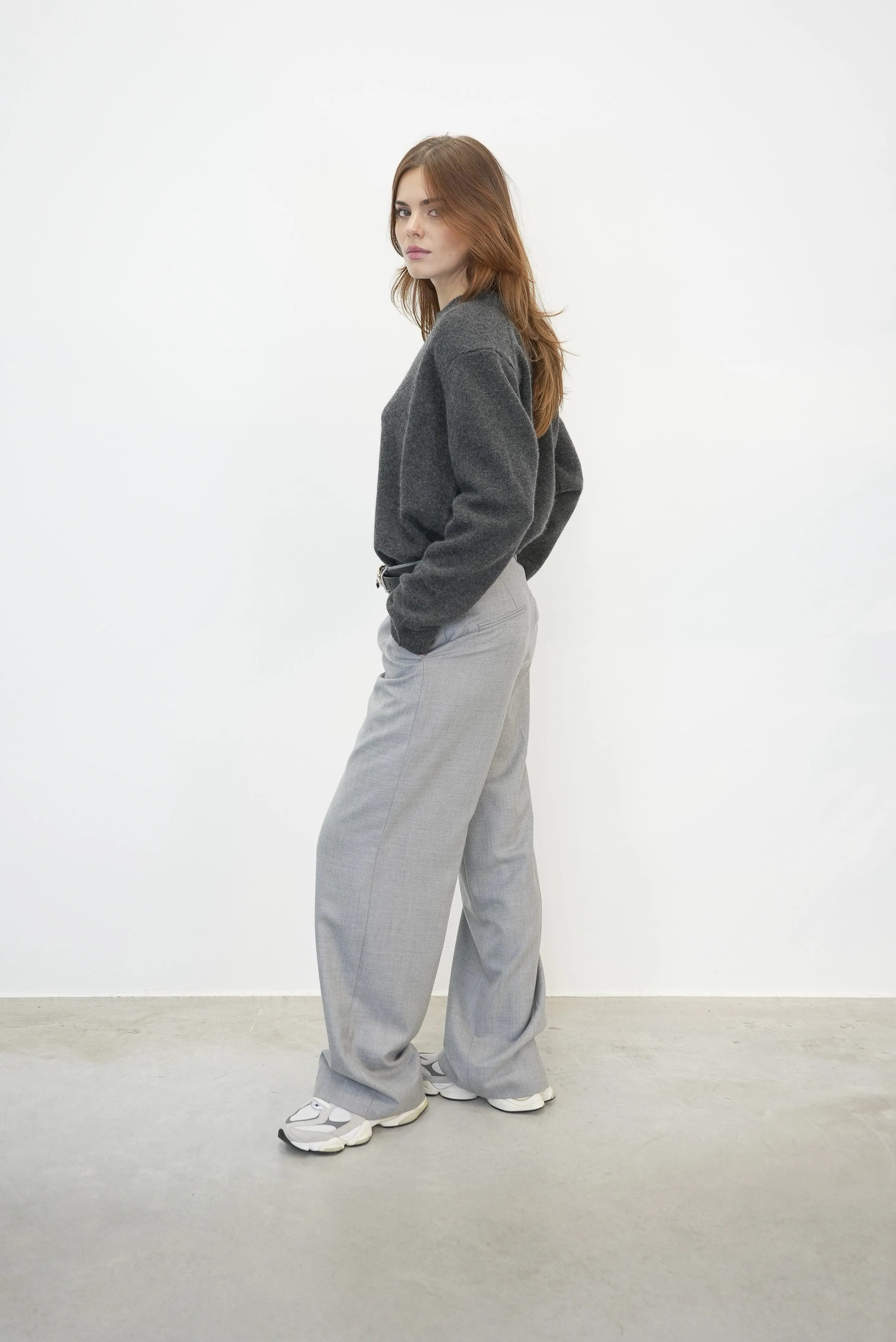 MEDINA KNIT SWEATER IN DARK GREY