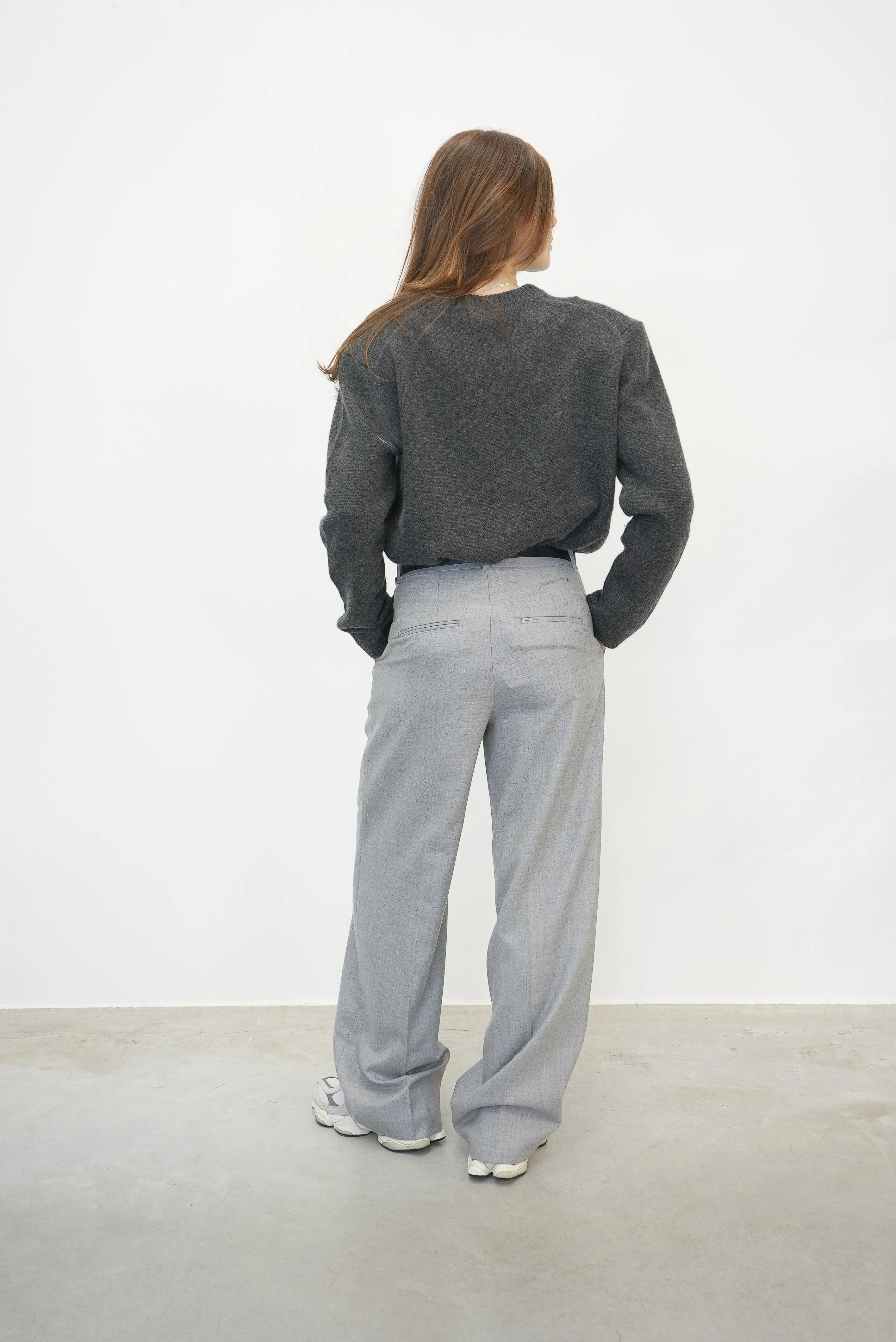 MEDINA KNIT SWEATER IN DARK GREY