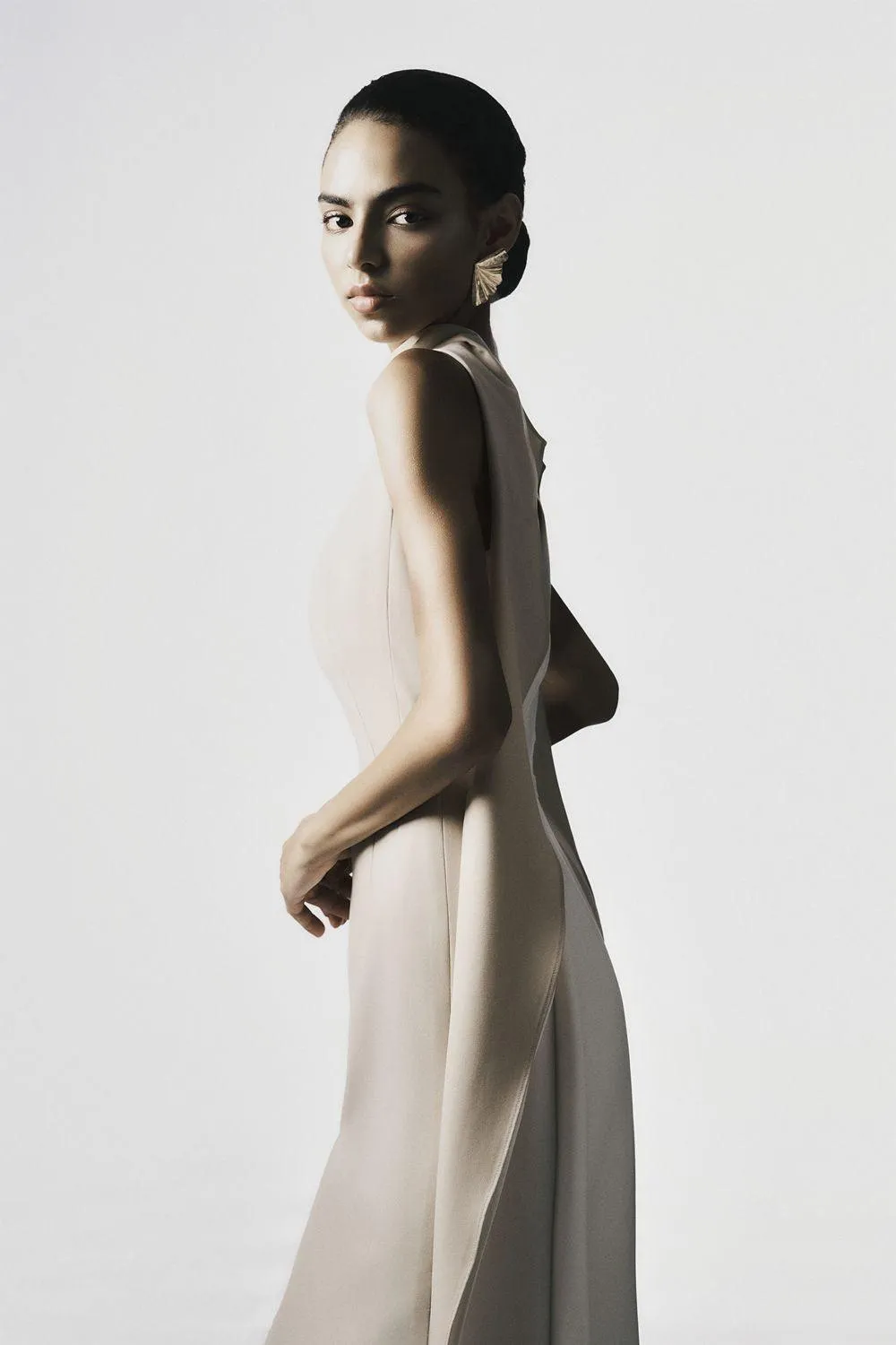 Poppy Trumpet Sleeveless Satin Floor Length Dress