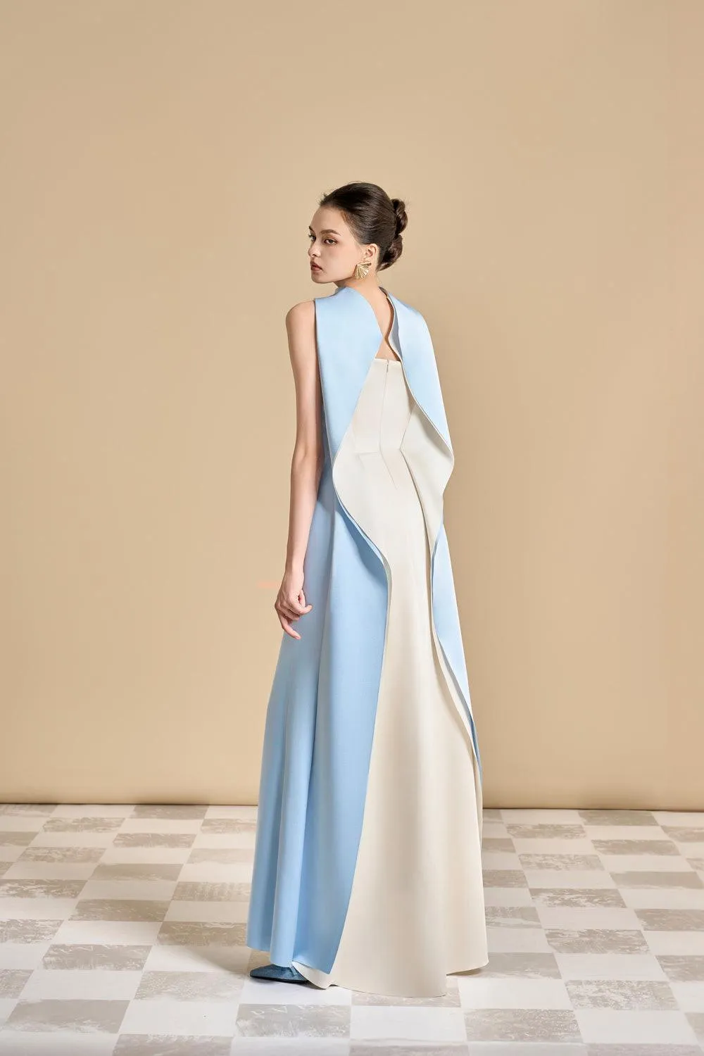 Poppy Trumpet Sleeveless Satin Floor Length Dress