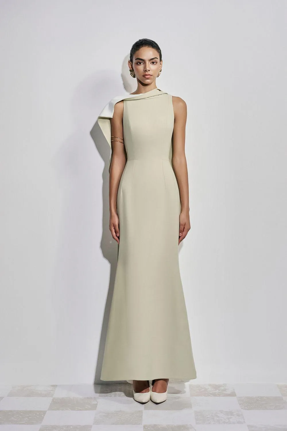 Poppy Trumpet Sleeveless Satin Floor Length Dress