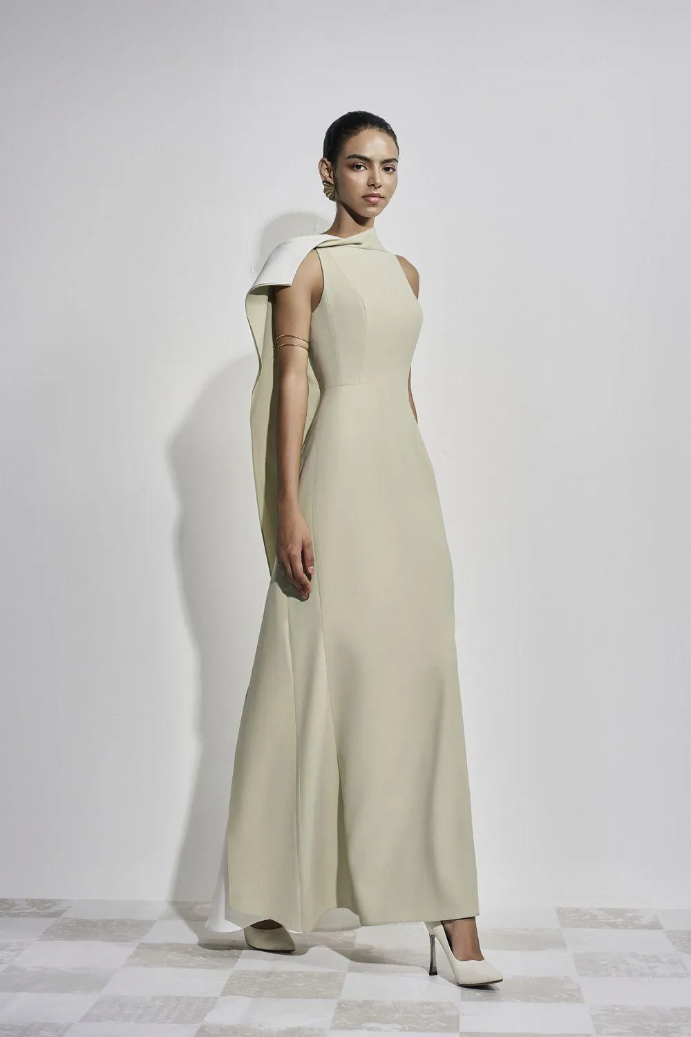 Poppy Trumpet Sleeveless Satin Floor Length Dress