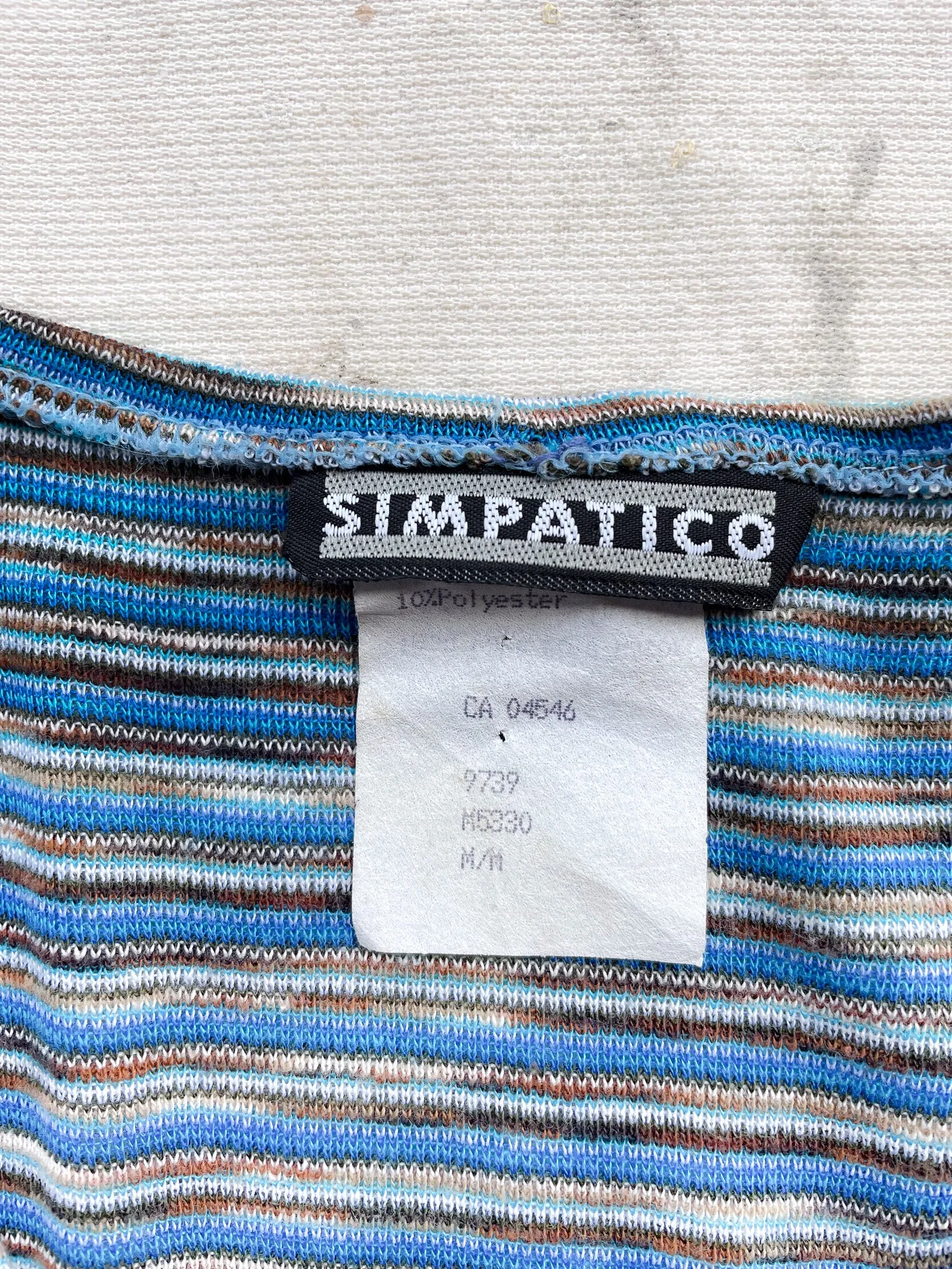 STRIPED V-NECK SHIRT—[S/M]