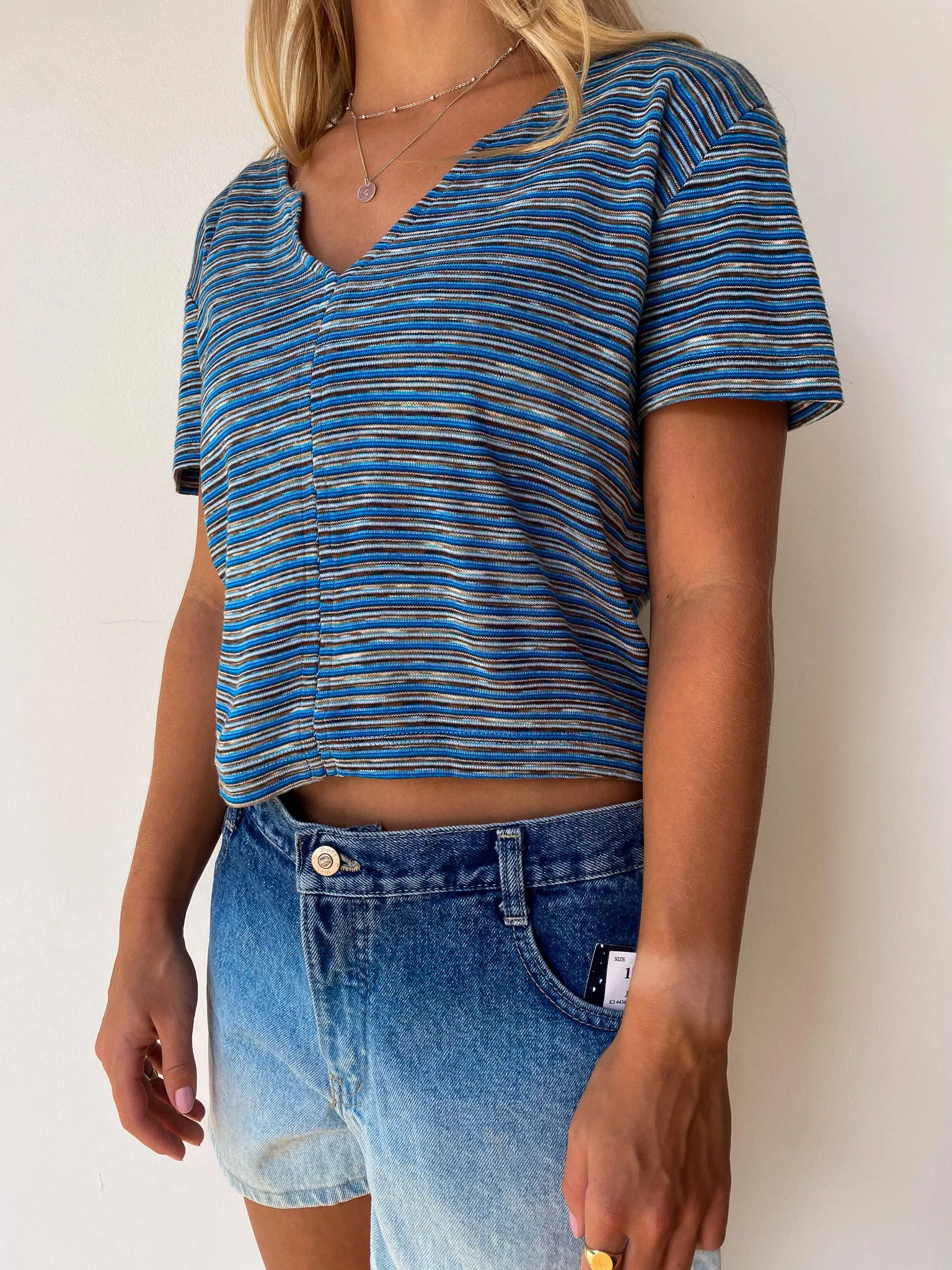 STRIPED V-NECK SHIRT—[S/M]